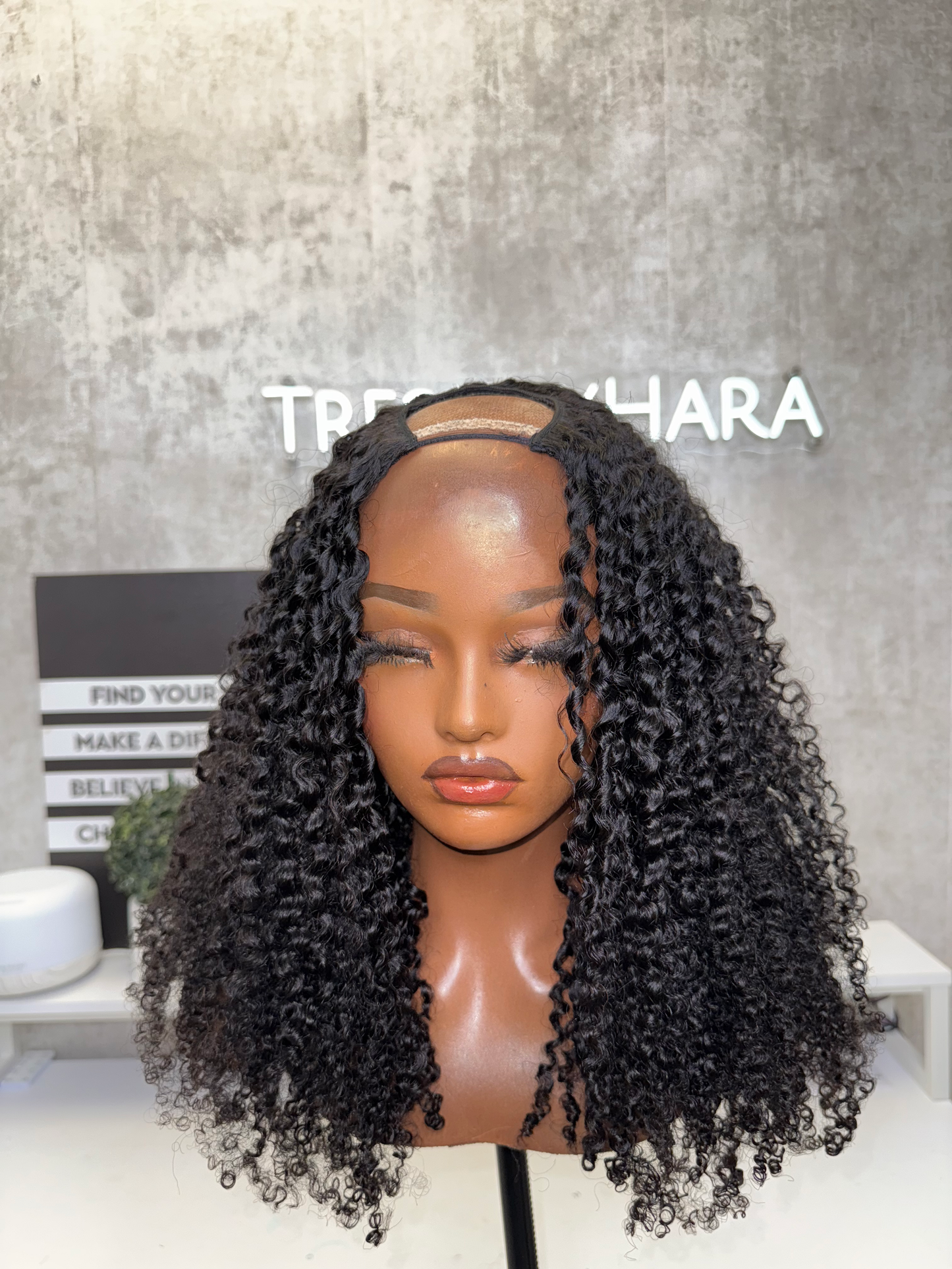 Nala U-Part Wig image 0