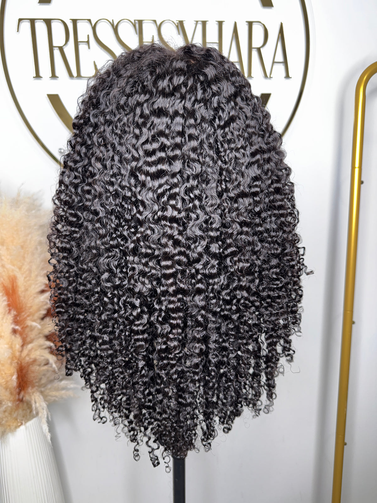 Large 6x6 Plush Curly 24”