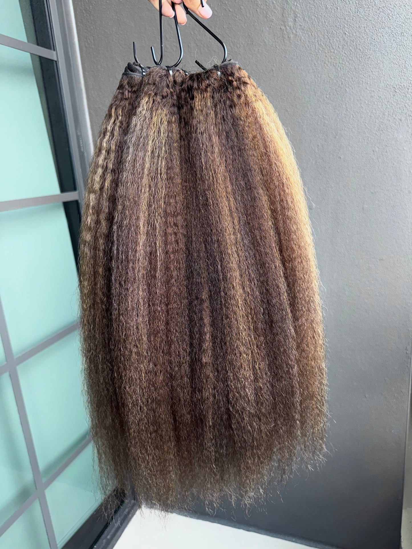 Kinky Straight Bundles - NOVA