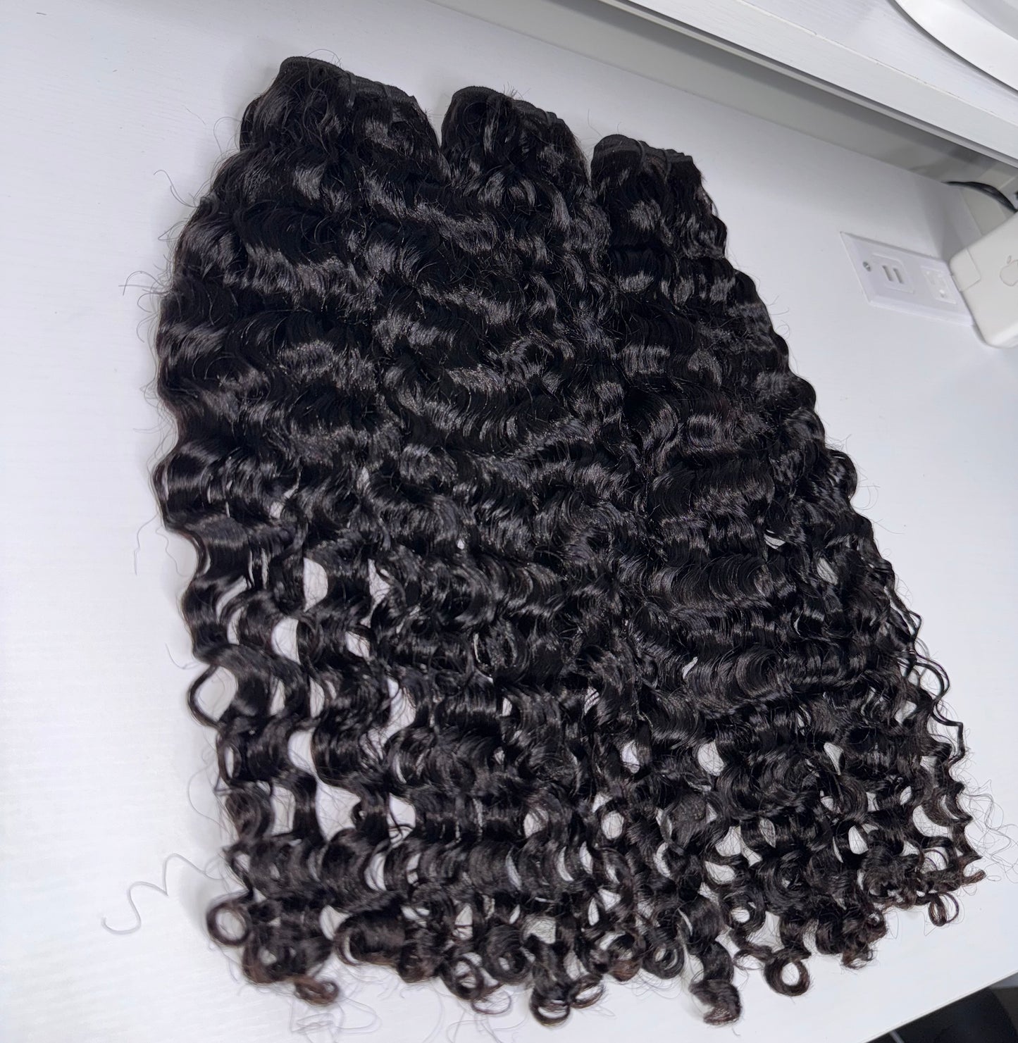 Loose Curly Bundles - LEIA